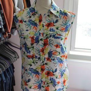 Ro & De Sleeveless Blouse